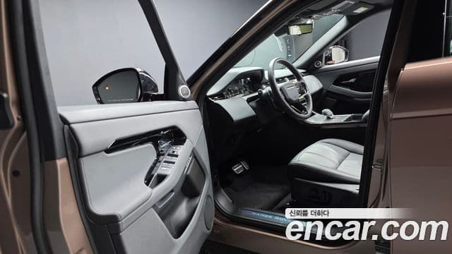 Land Rover Range Rover Evoque 2세대 P250 Dynamic SE, 2024 10
