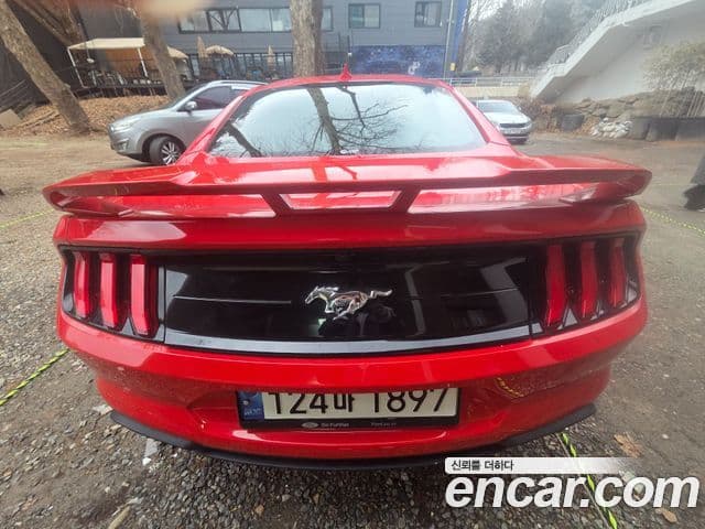 Ford Mustang купе, 2021 2