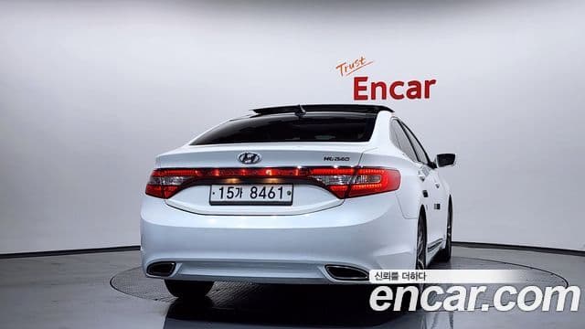 Hyundai Grandeur HG Luxury, 2012 4