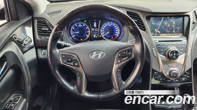 Hyundai Grandeur HG Luxury, 2012 13