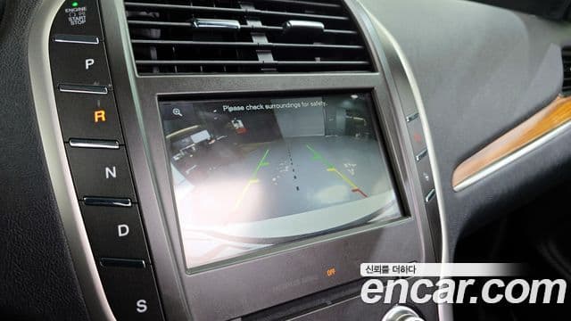 Lincoln MKC, 2015 15