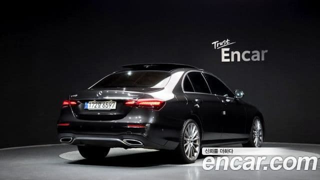 Mercedes-Benz E-класс W213 AMG Line, 2022 2