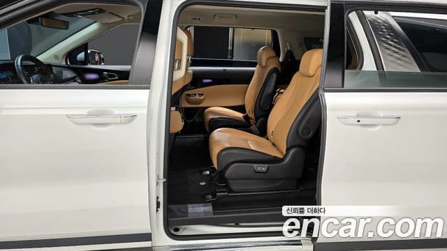 Kia Carnival 4세대 Signature, 2023 12