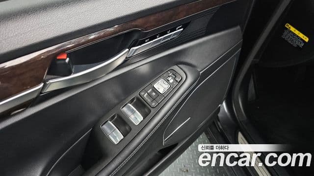 Genesis EQ900 Luxury, 2018 18