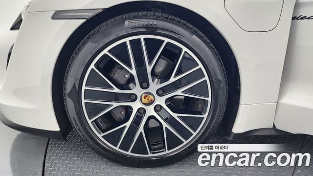 Porsche 타이칸 базовый, 2022 все фото