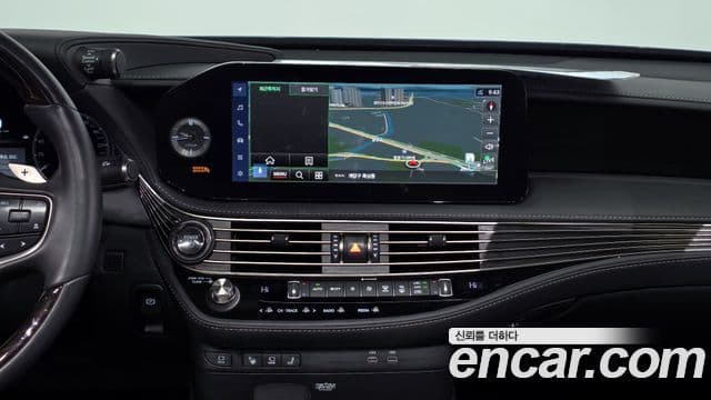 Lexus LS500h 5세대 3.5 Luxury AWD, 2024 14