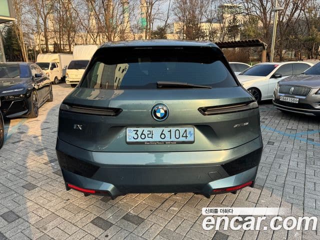 BMW iX xDrive50 Sport Plus, 2023 4