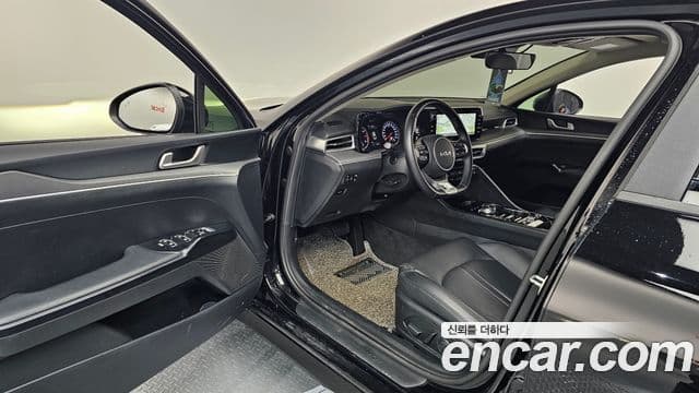 Kia K5 3세대 Trendy, 2022 10