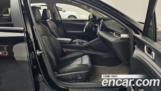 Kia K5 3세대 Trendy, 2022 11