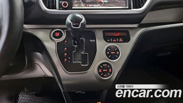 Kia The / новый New Ray Signature, 2021 9