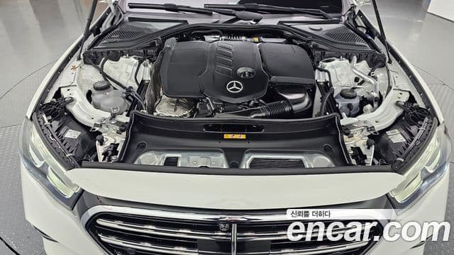 Mercedes-Benz E-класс W214 Exclusive, 2024 6