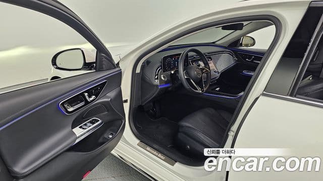 Mercedes-Benz E-класс W214 Exclusive, 2024 11