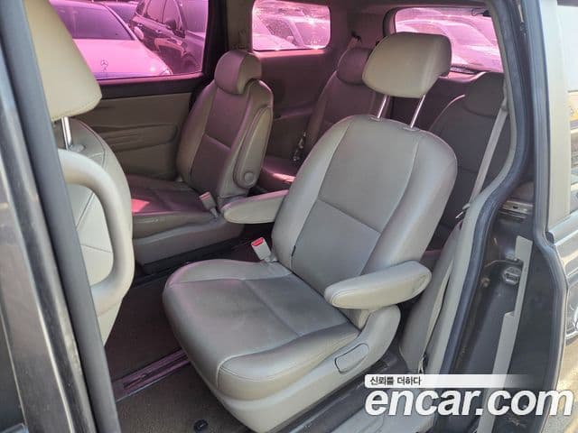 Kia All New Carnival Luxury, 2015 все фото