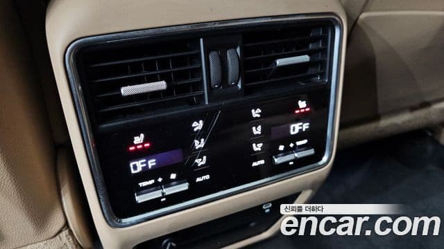 Porsche Cayenne (PO536) 3.0 купе, 2021 18