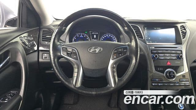 Hyundai Grandeur HG Modern, 2015 13