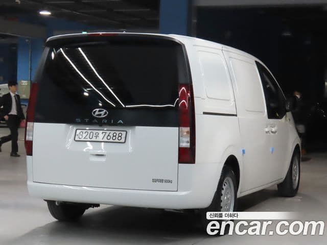 Hyundai Staria Smart, 2022 2