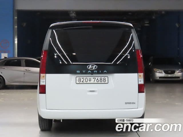 Hyundai Staria Smart, 2022 4