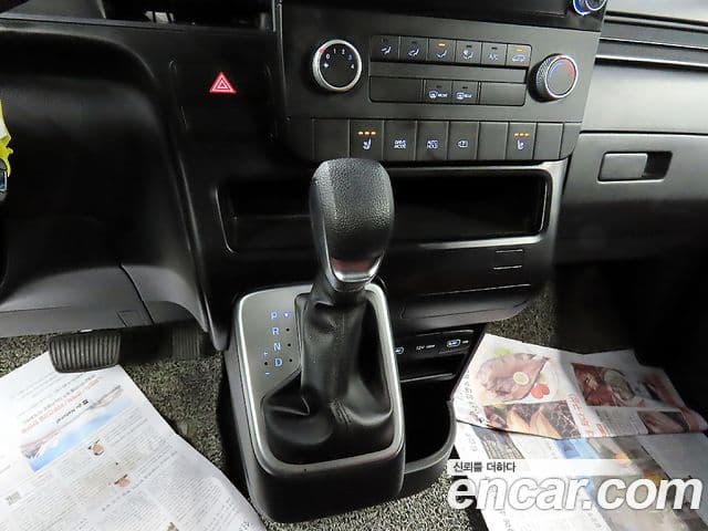 Hyundai Staria Smart, 2022 9