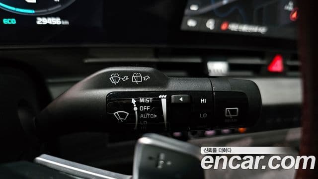 Kia Sportage 5세대 гибрид Signature 2WD, 2024 19