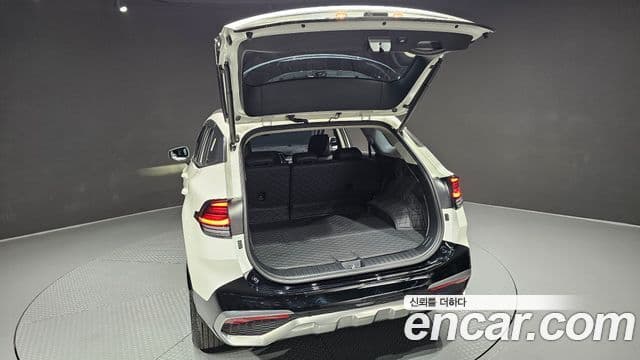 Kia Sportage 5세대 гибрид Signature 2WD, 2024 20