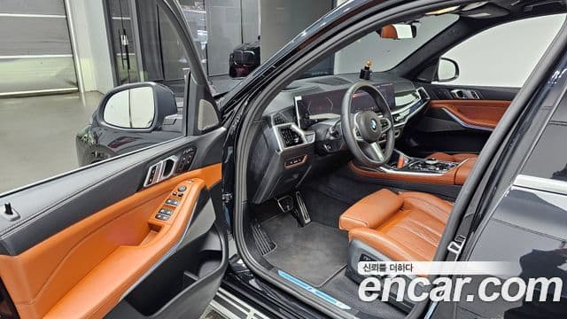 BMW X7 (G07) xDrive 40d M Sport 7인승, 2025 10