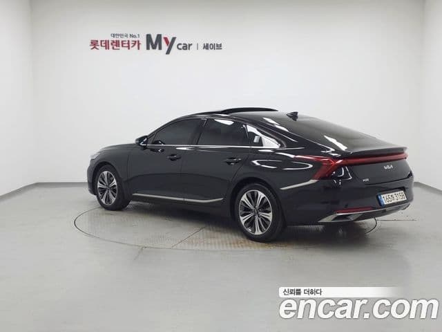 Kia K8 гибрид Signature, 2022 3