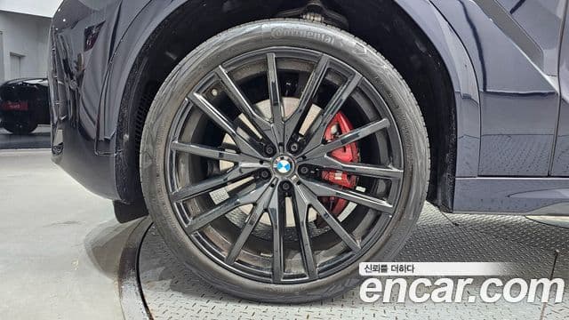 BMW X6 (G06) xDrive40d M Sport Pro, 2025 все фото