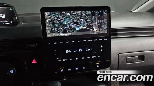 Hyundai Staria Modern, 2024 14