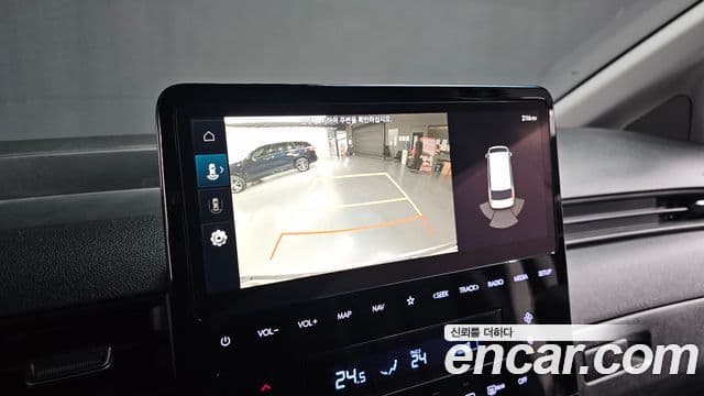 Hyundai Staria Modern, 2024 15