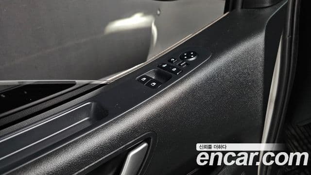 Hyundai Staria Modern, 2024 17