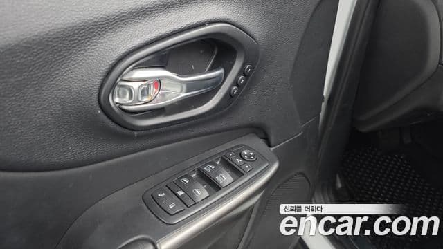 Jeep Cherokee(KL) 2.4 Limited AWD, 2021 19