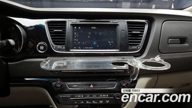 Kia All New Carnival Prestige, 2016 15