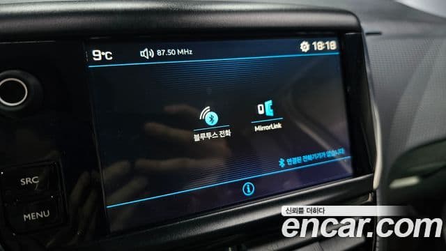 Peugeot 208 1.6 BlueHDi Allure 5도어, 2018 16