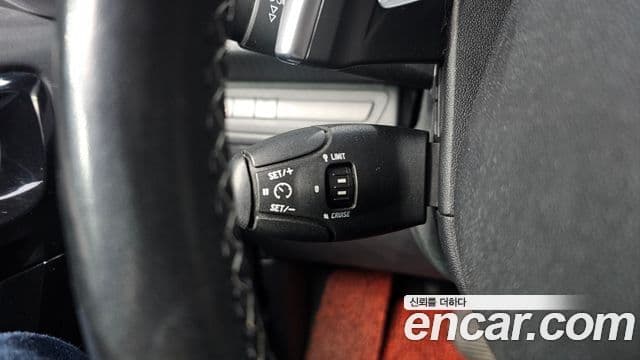 Peugeot 208 1.6 BlueHDi Allure 5도어, 2018 18