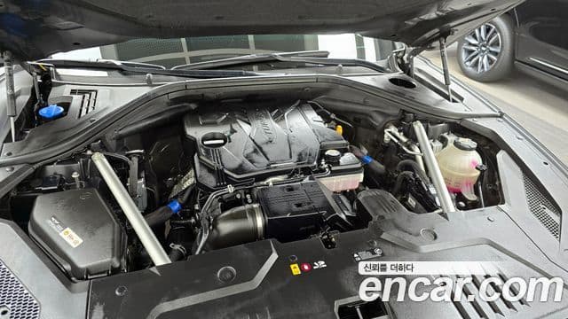 Genesis GV70, 2022 6