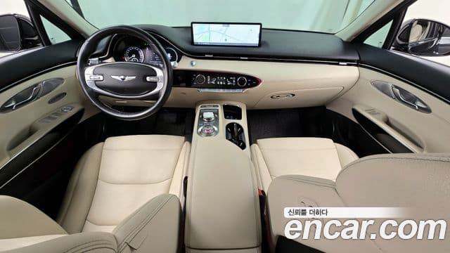 Genesis GV70, 2022 7