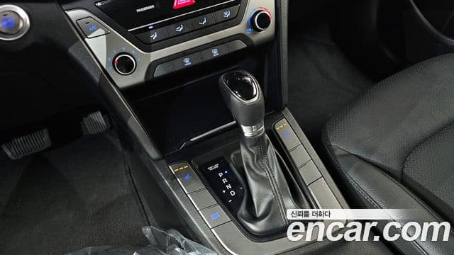 Hyundai Avante AD 1.6 GDI Value Plus, 2018 9