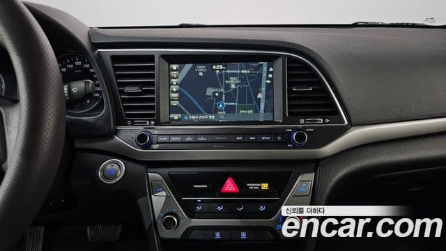 Hyundai Avante AD 1.6 GDI Value Plus, 2018 14