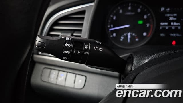 Hyundai Avante AD 1.6 GDI Value Plus, 2018 18