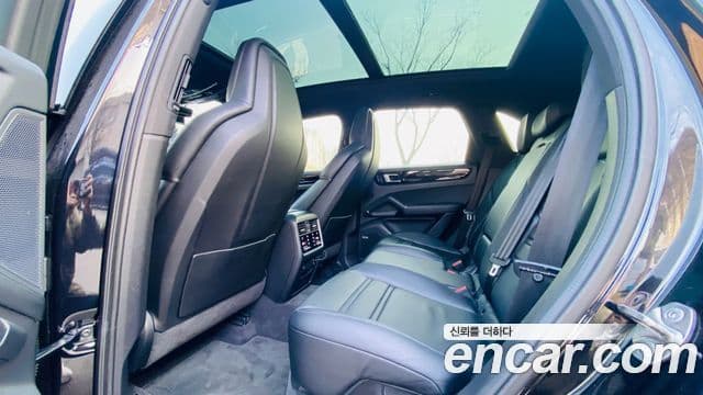 Porsche Cayenne (PO536) 3.0 E-гибрид, 2020 9