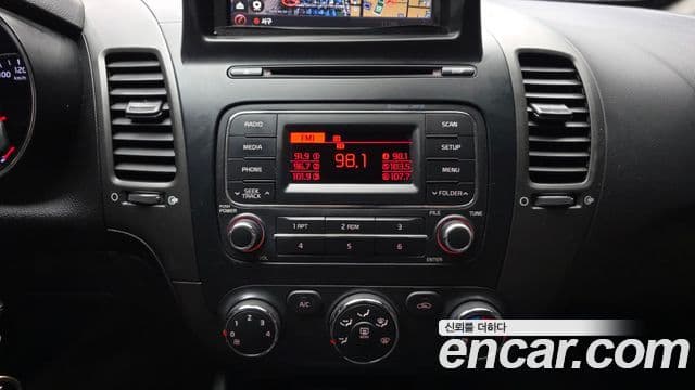 Kia K3 Deluxe, 2015 16