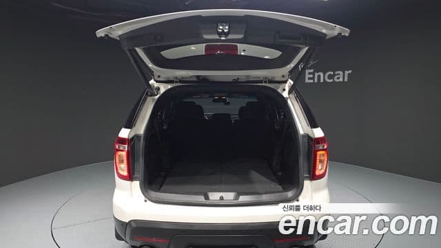 Ford Explorer 5세대, 2014 20