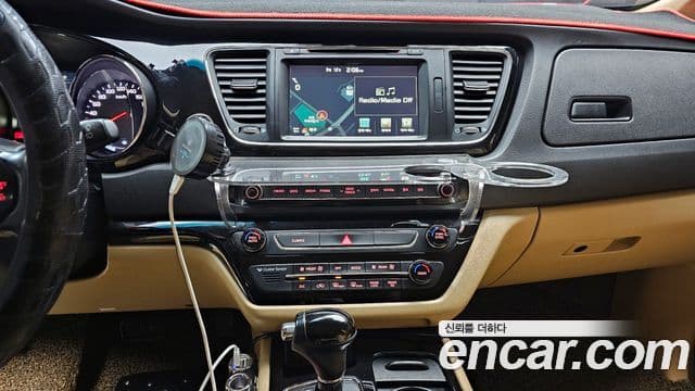 Kia All New Carnival Noblesse, 2016 14