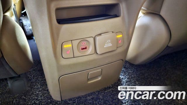 Kia All New Carnival Noblesse, 2016 18