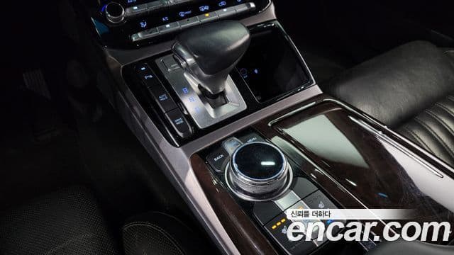 Genesis EQ900 Luxury, 2016 9