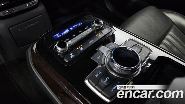 Genesis EQ900 Luxury, 2016 20