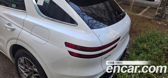 Genesis GV70, 2024 3