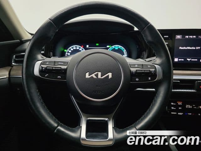 Kia K5 гибрид 3세대 Noblesse, 2023 12