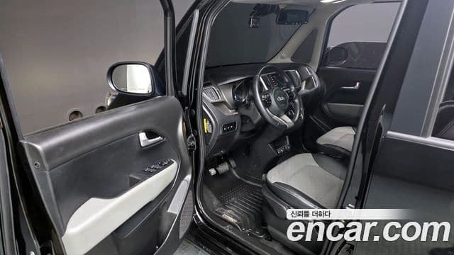 Kia The / новый New Ray Signature, 2021 10