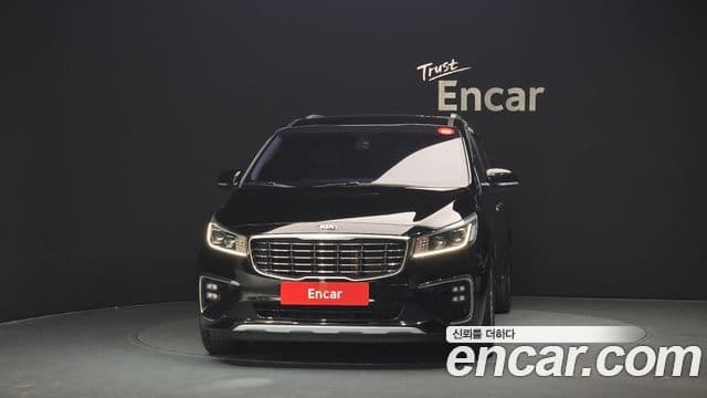 Kia The / новый New Carnival Luxury, 2019 3